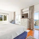 Luxurious In With Private Pool And Breathtaking Sea Views