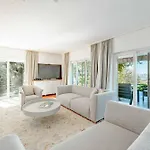 Villa Luxurious In With Private Pool And Breathtaking Sea Views