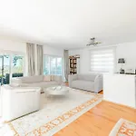 Luxurious In With Private Pool And Breathtaking Sea Views